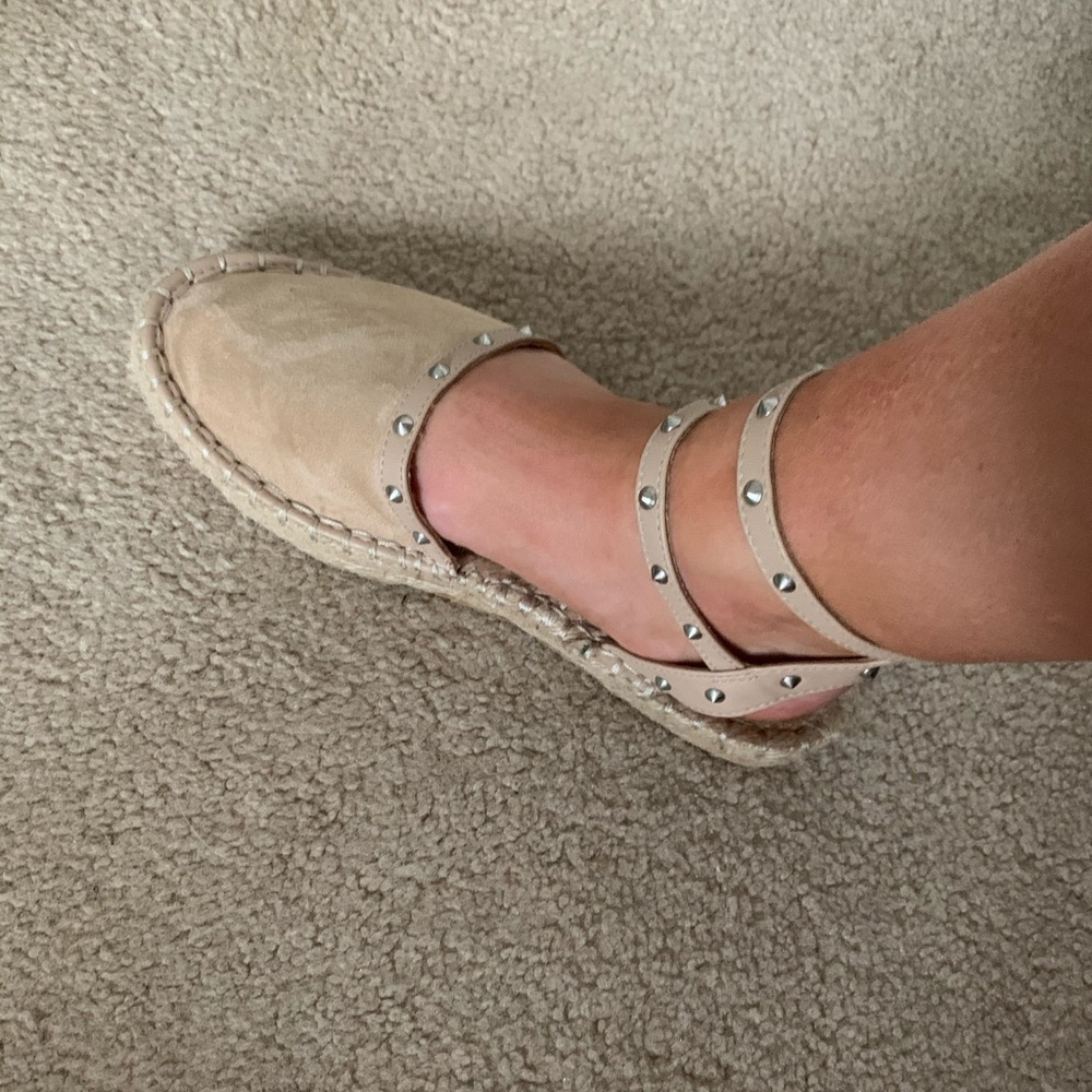 Tan espadrille sandals